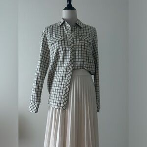 Talbots M ivory gray Plaid Button-Up Top with silver metallic accent